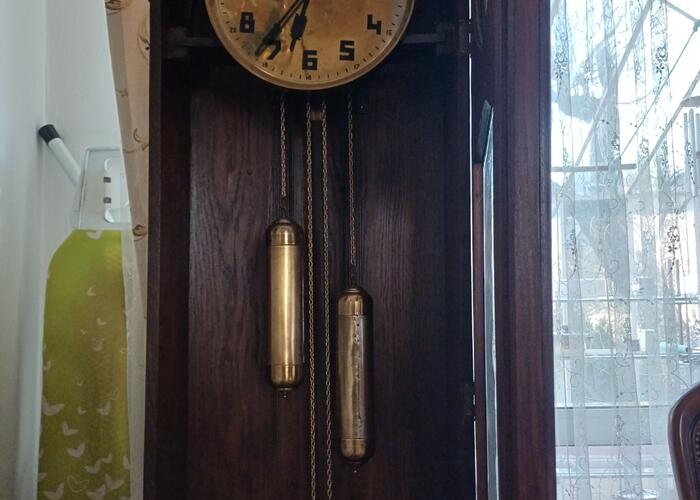 Grajewo ogłoszenia: Sprzedam zegar podłogowy z 1920 roku marki Dufa. Wymiary 193x53x24...